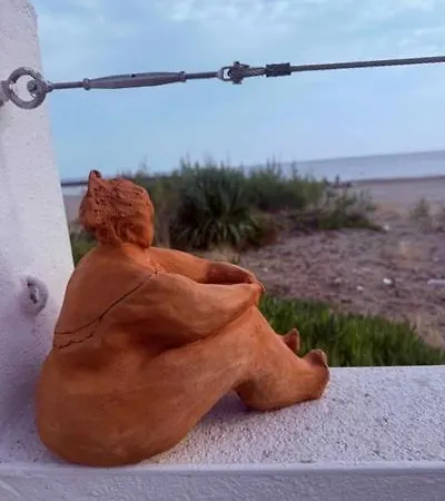 Les Pieds Dans L'eau Semesterbostad